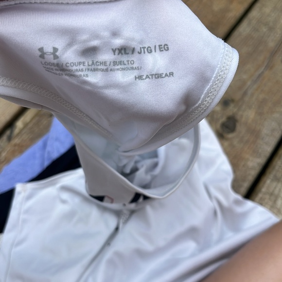 3 Under Armour athletic tanks tops, YLG/YXL - Picture 4 of 5